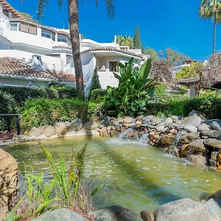 Beachfront Apartamento Marbella