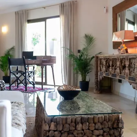 Beachfront Apartamento *