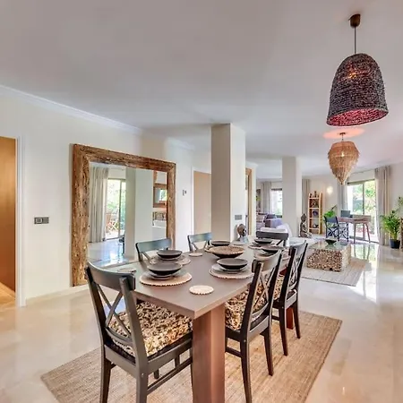 Beachfront Apartamento