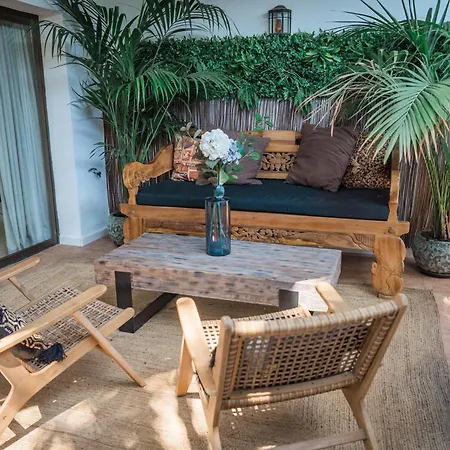 Beachfront Apartamento *