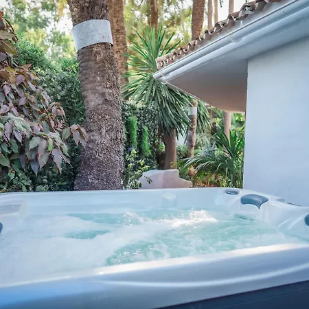 Beachfront Apartamento Marbella